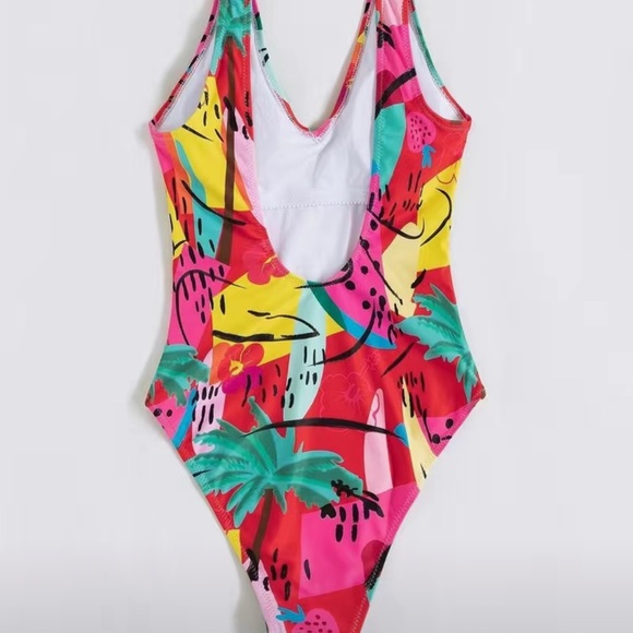 Lisa Monique Swimwear Swimsuit - Picture 3 of 6